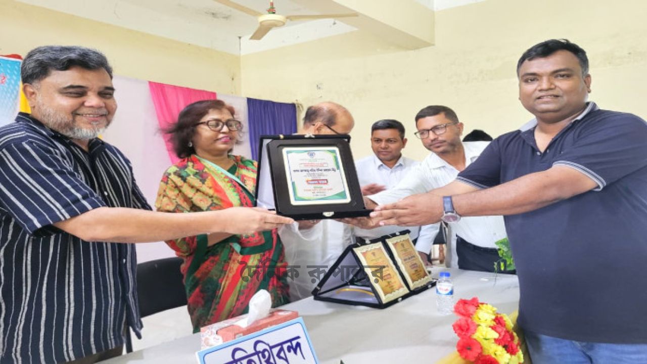 জুড়ীতে দুদকের দুর্নীতি বিরোধী স্কুল বিতর্ক প্রতিযোগিতা অনুষ্ঠিত