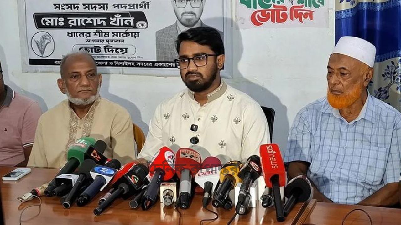 নাসীরুদ্দীন পাটওয়ারীকে জলাতঙ্কের ভ্যাকসিন দেওয়া ছাড়া উপায় নেই